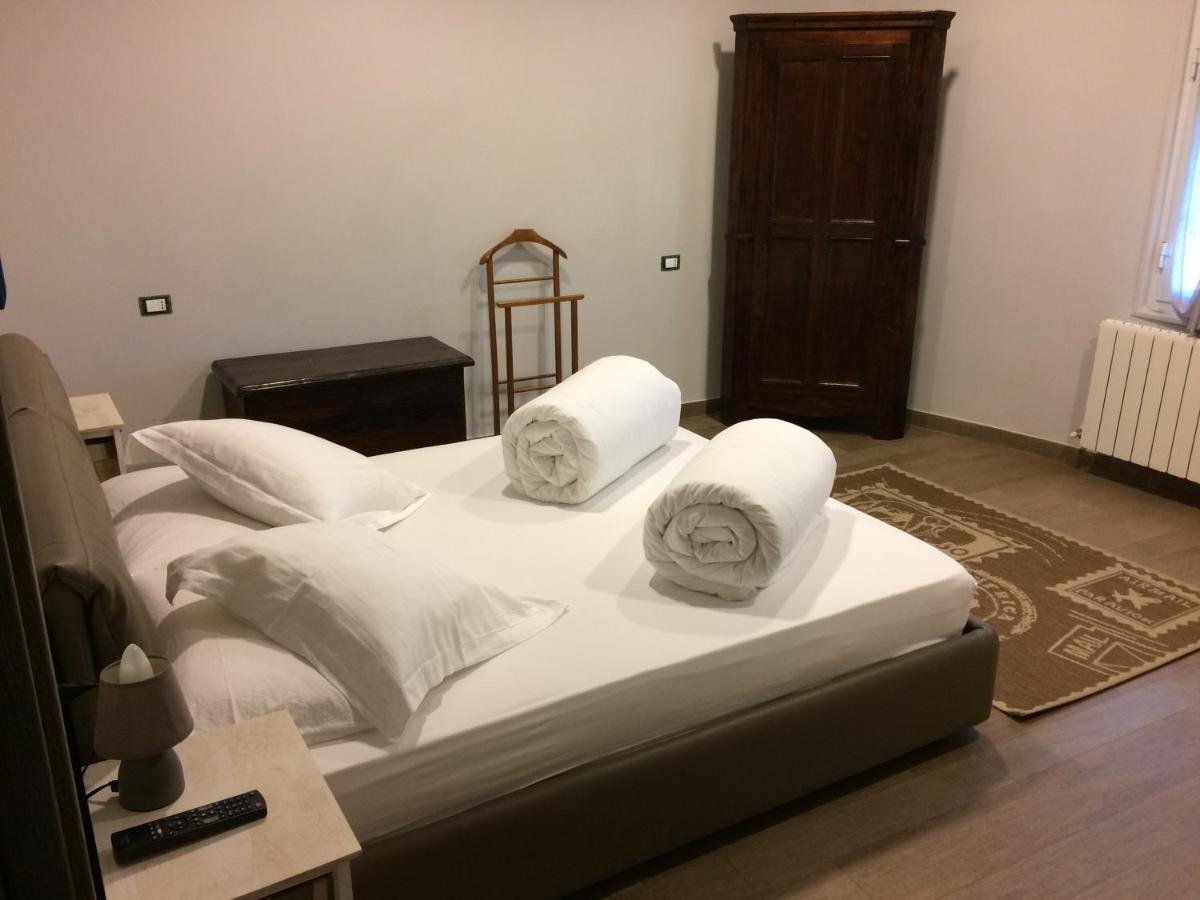 La Casa Della Zia Villa บอร์ดิเกรา ภายนอก รูปภาพ